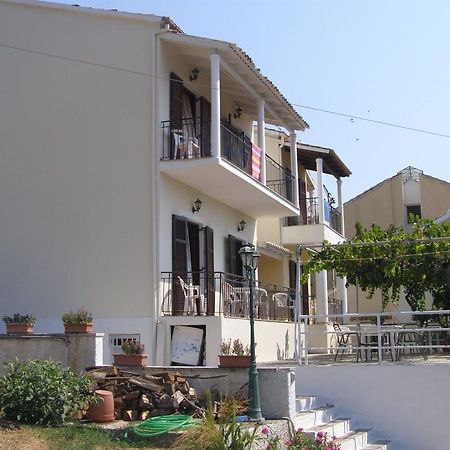 Dimitrakis Apartments Κασσιόπη Εξωτερικό φωτογραφία