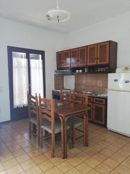 Dimitrakis Apartments Κασσιόπη Εξωτερικό φωτογραφία