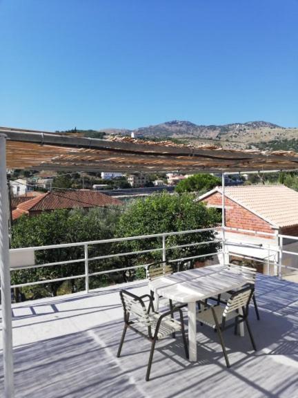 Dimitrakis Apartments Κασσιόπη Εξωτερικό φωτογραφία