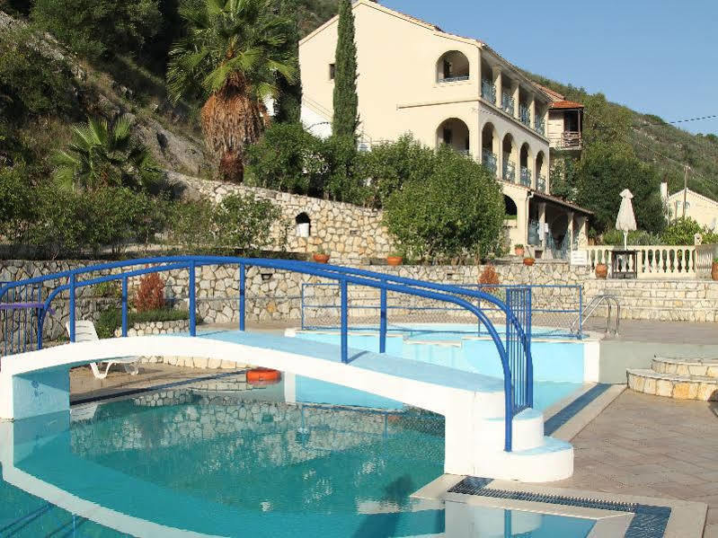 Dimitrakis Apartments Κασσιόπη Εξωτερικό φωτογραφία